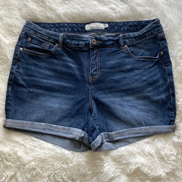 Torrid Denim FIRST AT FIT Shorts - Picture 2 of 11
